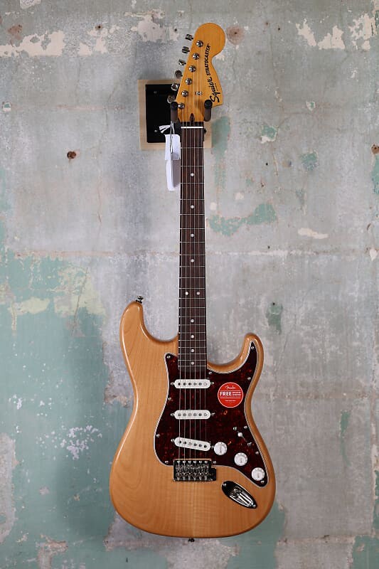 Электрогитара Squier Classic Vibe '70s Stratocaster with Laurel Fretboard - Natural
Электрогитара Squier Classic Vibe '70s Stratocaster with Laurel Fretboard - Natural