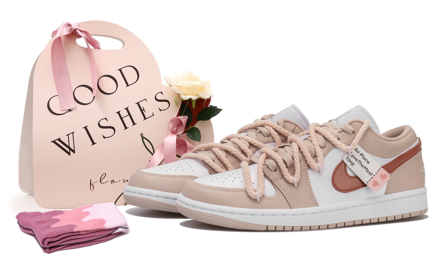 Кроссовки Air Jordan 1 Vintage Basketball Shoes Unisex Low-top White/pink, розовый
Кроссовки Air Jordan 1 Vintage Basketball Shoes Unisex Low-top White/pink, розовый