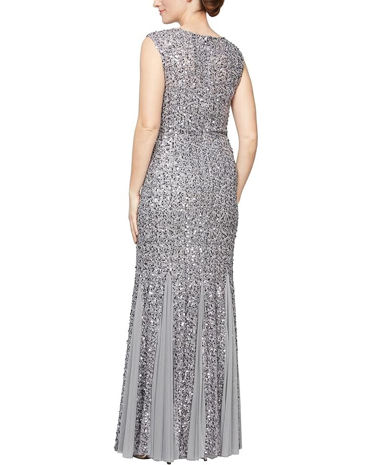 Платье Alex Evenings Long Sleeveless Fit-and-Flare Dress with Godet Skirt, цвет Pewter Frost
Платье Alex Evenings Long Sleeveless Fit-and-Flare Dress with Godet Skirt, цвет Pewter Frost