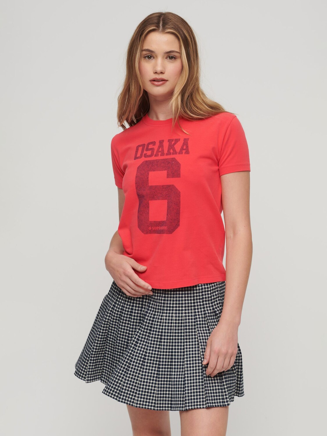 Футболка узкого кроя с короткими рукавами и графикой Osaka Superdry, активный розовый/синий
Футболка узкого кроя с короткими рукавами и графикой Osaka Superdry, активный розовый/синий