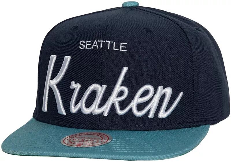 Двухцветная регулируемая шляпа с застежкой Mitchell & Ness Seattle Kraken Script
Двухцветная регулируемая шляпа с застежкой Mitchell & Ness Seattle Kraken Script