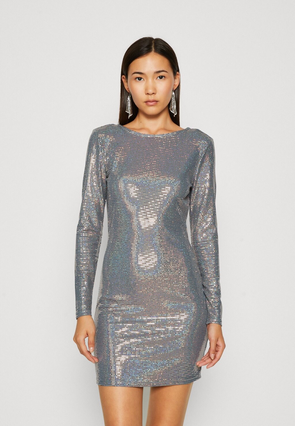 Элегантное платье Onlella Open Back Mirror Dress ONLY, цвет goblin blue/rainbow mirror
Элегантное платье Onlella Open Back Mirror Dress ONLY, цвет goblin blue/rainbow mirror