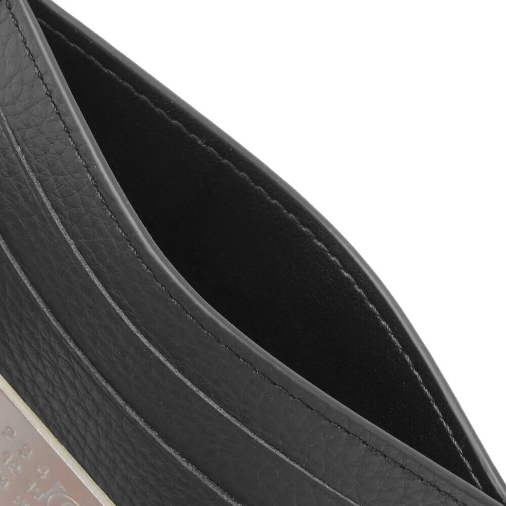 Mm6 Maison Margiela Чехол для карточек с номером и логотипом из зернистой кожи, черный
Mm6 Maison Margiela Чехол для карточек с номером и логотипом из зернистой кожи, черный
