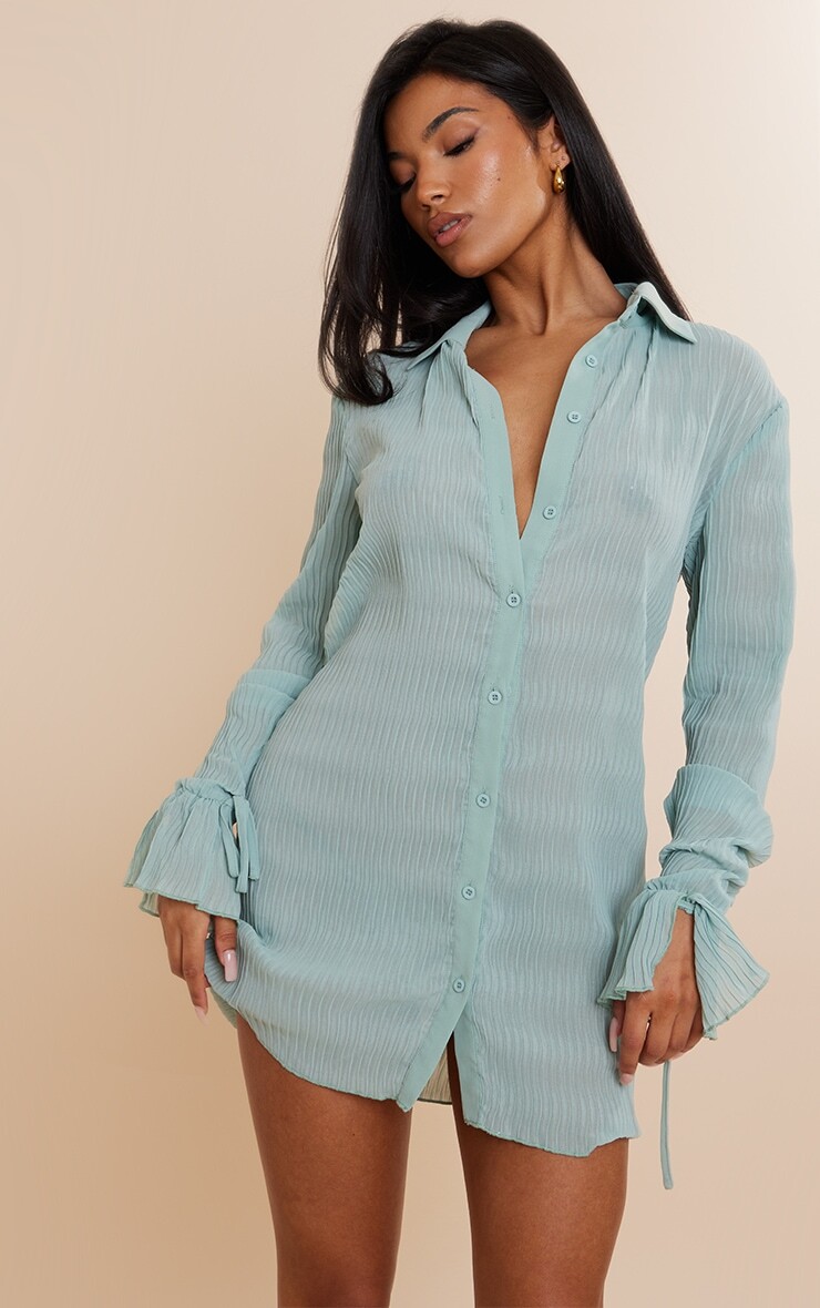PrettyLittleThing Прозрачное шифоновое платье-рубашка с манжетами-колокольчиками Sage
PrettyLittleThing Прозрачное шифоновое платье-рубашка с манжетами-колокольчиками Sage