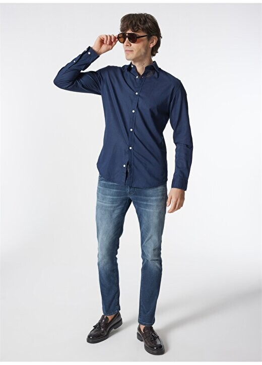 Мужская рубашка Slim Fit темно-синего цвета JJELINEN BLEND SHIRT LS SN Jack & Jones, темно-синий
Мужская рубашка Slim Fit темно-синего цвета JJELINEN BLEND SHIRT LS SN Jack & Jones, темно-синий