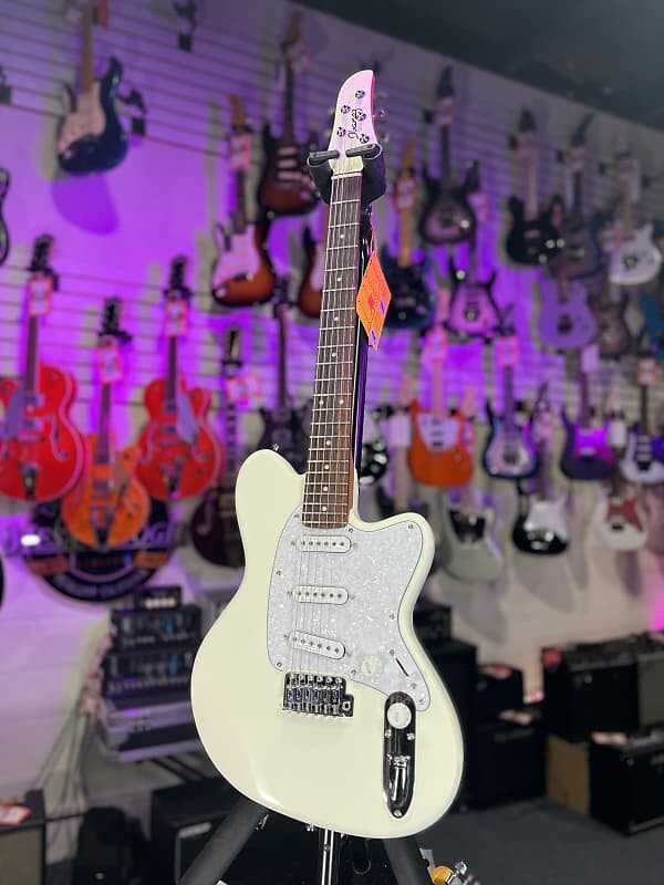 Электрогитара Ibanez Ichika Signature ICHI00 Talman Electric Guitar - Vintage White Auth Dealer Free Ship! 135 GET PLEK’D!
Электрогитара Ibanez Ichika Signature ICHI00 Talman Electric Guitar - Vintage White Auth Dealer Free Ship! 135 GET PLEK’D!