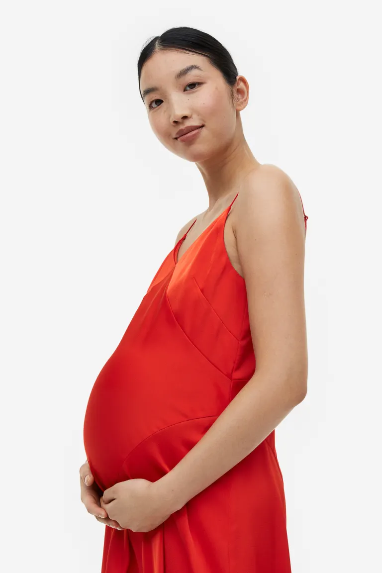 Атласное комбинезонное платье H&M, красный
Атласное комбинезонное платье H&M, красный