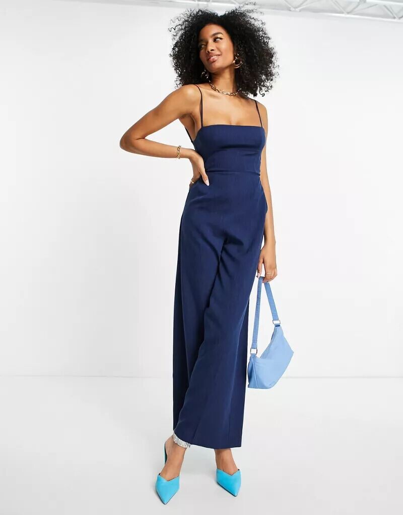 Элегантный комбинезон ASOS из темно-синей меланжевой костюмной ткани с широкими штанинами и бретелями сзади, Синий
Элегантный комбинезон ASOS из темно-синей меланжевой костюмной ткани с широкими штанинами и бретелями сзади, Синий