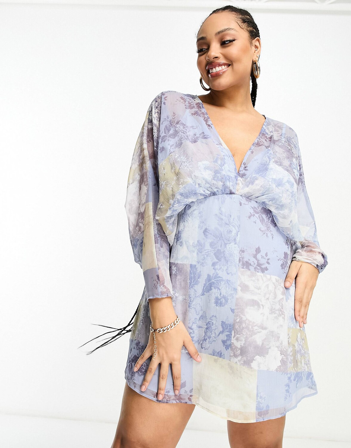 Эксклюзивное шифоновое платье мини с рукавами \"летучая мышь\" ASOS DESIGN Curve в винтажном цветочном стиле ASOS Curve
Эксклюзивное шифоновое платье мини с рукавами \"летучая мышь\" ASOS DESIGN Curve в винтажном цветочном стиле ASOS Curve