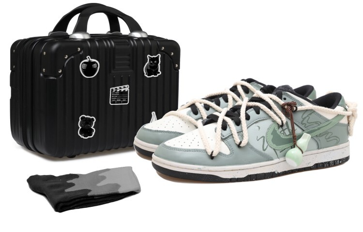 Кроссовки для скейтбординга Dunk женские с низким верхом, белые/зеленые Nike
Кроссовки для скейтбординга Dunk женские с низким верхом, белые/зеленые Nike