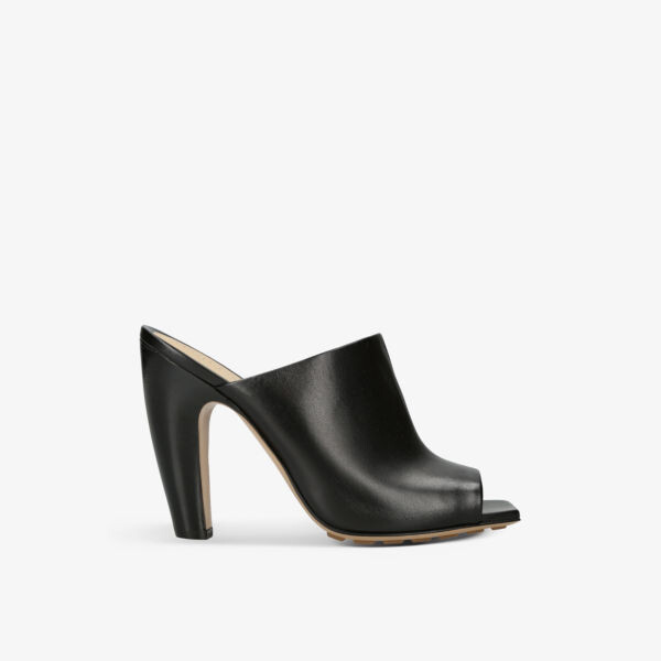 Кожаные мюли Canalazzo на каблуке с открытым носком Bottega Veneta, черный
Кожаные мюли Canalazzo на каблуке с открытым носком Bottega Veneta, черный