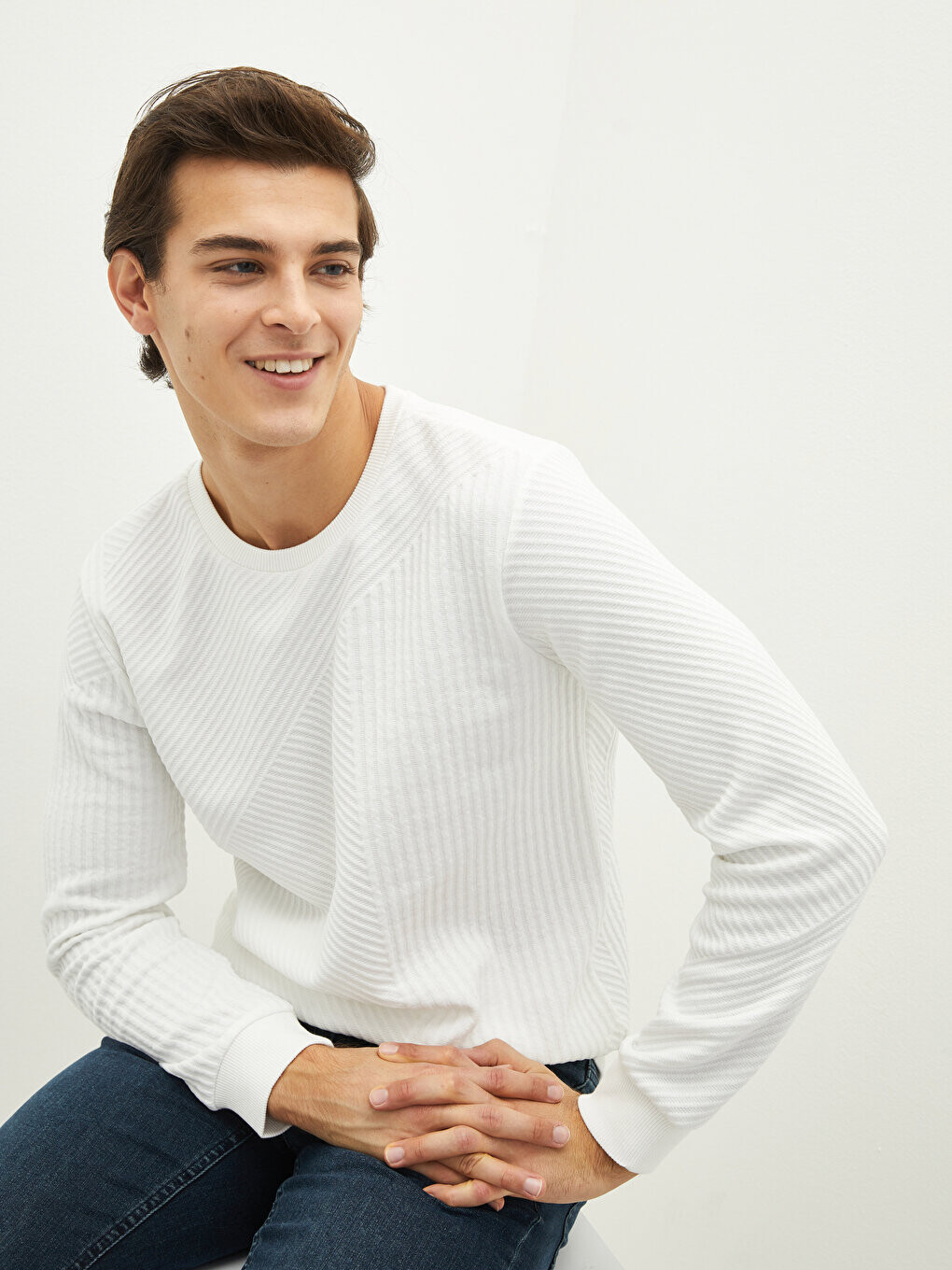 Мужская толстовка с круглым вырезом и длинными рукавами LCW Casual, от белого, Белый
Мужская толстовка с круглым вырезом и длинными рукавами LCW Casual, от белого, Белый