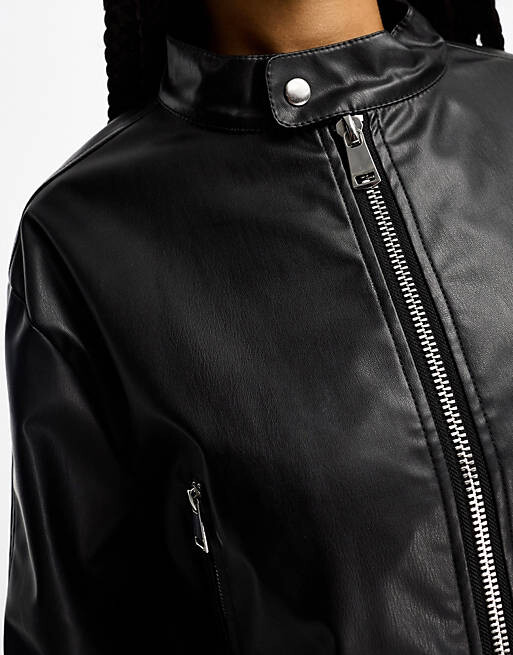 Черная укороченная байкерская куртка из искусственной кожи ASOS DESIGN Tall, Черный
Черная укороченная байкерская куртка из искусственной кожи ASOS DESIGN Tall, Черный