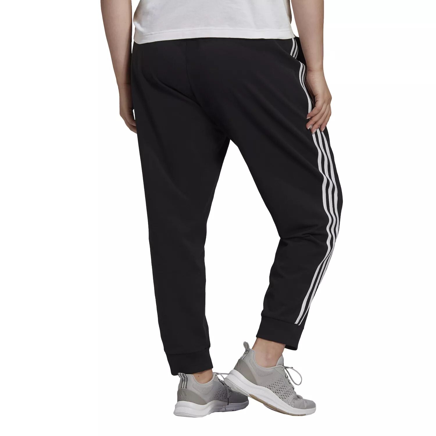 Спортивные брюки свободного кроя с 3 полосками adidas Essential больших размеров adidas, черный
Спортивные брюки свободного кроя с 3 полосками adidas Essential больших размеров adidas, черный