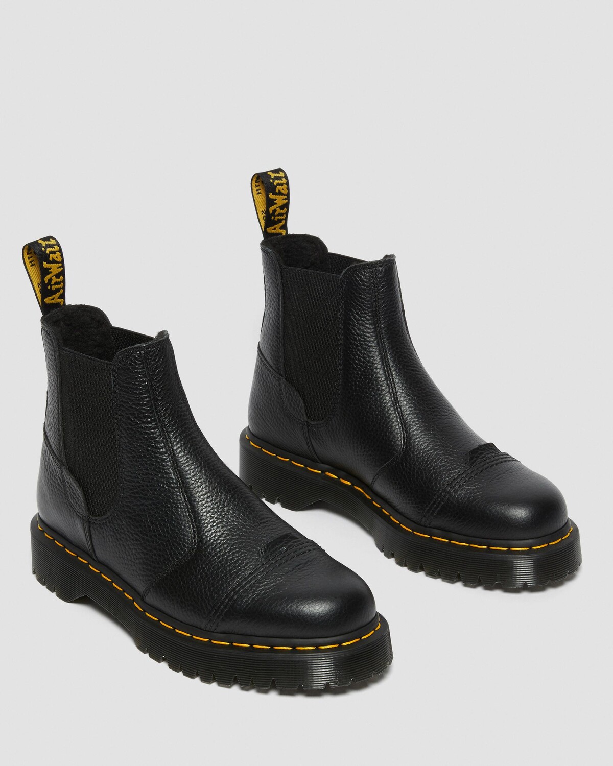 Ботинки челси на платформе на подкладке из искусственного меха 2976 Bex Dr. Martens
Ботинки челси на платформе на подкладке из искусственного меха 2976 Bex Dr. Martens
