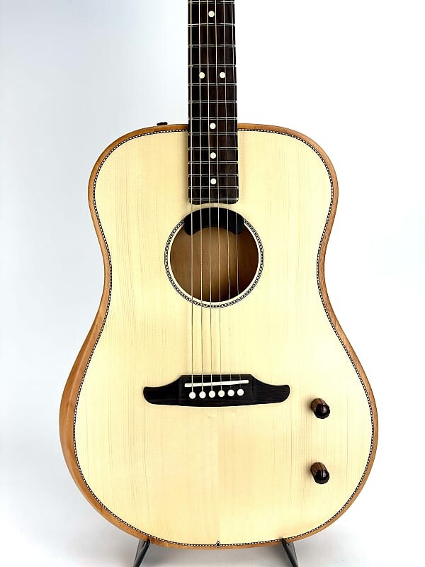 Акустическая гитара Fender Highway Series Dreadnought, Rosewood Fingerboard, Natural
Акустическая гитара Fender Highway Series Dreadnought, Rosewood Fingerboard, Natural
