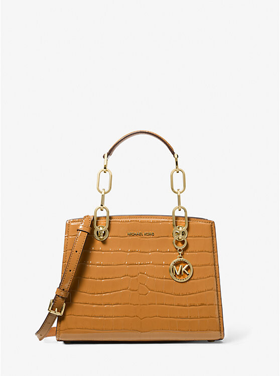 Маленькая сумка-портфель Cynthia из кожи с тиснением под крокодила Michael Kors, бежевый
Маленькая сумка-портфель Cynthia из кожи с тиснением под крокодила Michael Kors, бежевый