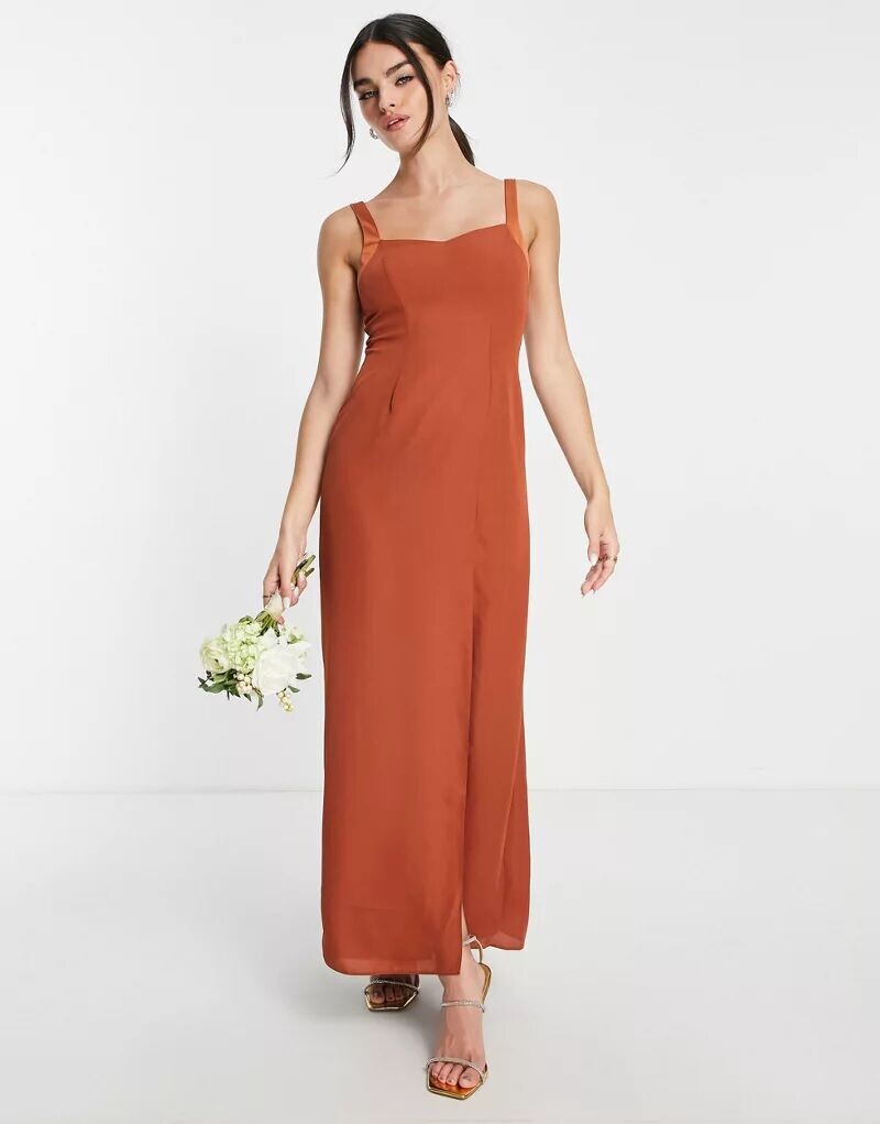 Платье макси Bridesmaid с атласным изогнутым вырезом и разрезами цвета ржавчины ASOS
Платье макси Bridesmaid с атласным изогнутым вырезом и разрезами цвета ржавчины ASOS