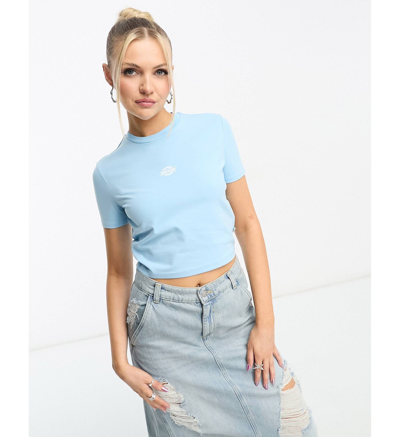 Небесно-голубая укороченная футболка для малышей с логотипом Dickies mehama Central Только для ASOS, Синий
Небесно-голубая укороченная футболка для малышей с логотипом Dickies mehama Central Только для ASOS, Синий