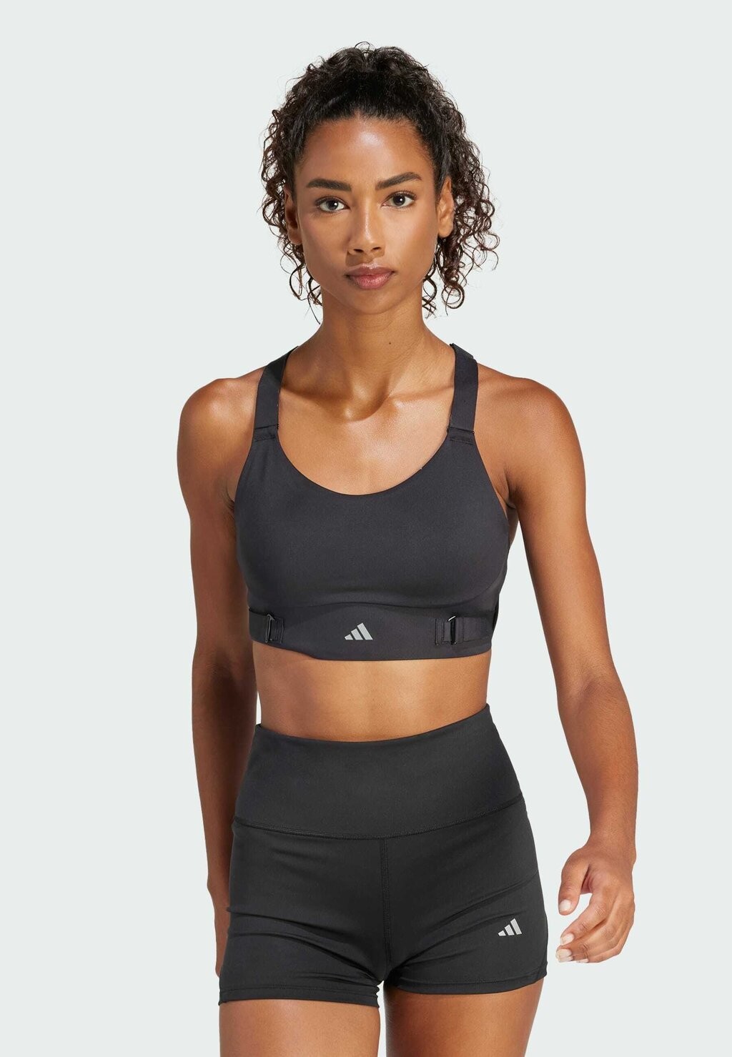 Спортивный бюстгальтер с сильной поддержкой FASTIMPACT LUXE RUN adidas Performance, цвет black
Спортивный бюстгальтер с сильной поддержкой FASTIMPACT LUXE RUN adidas Performance, цвет black