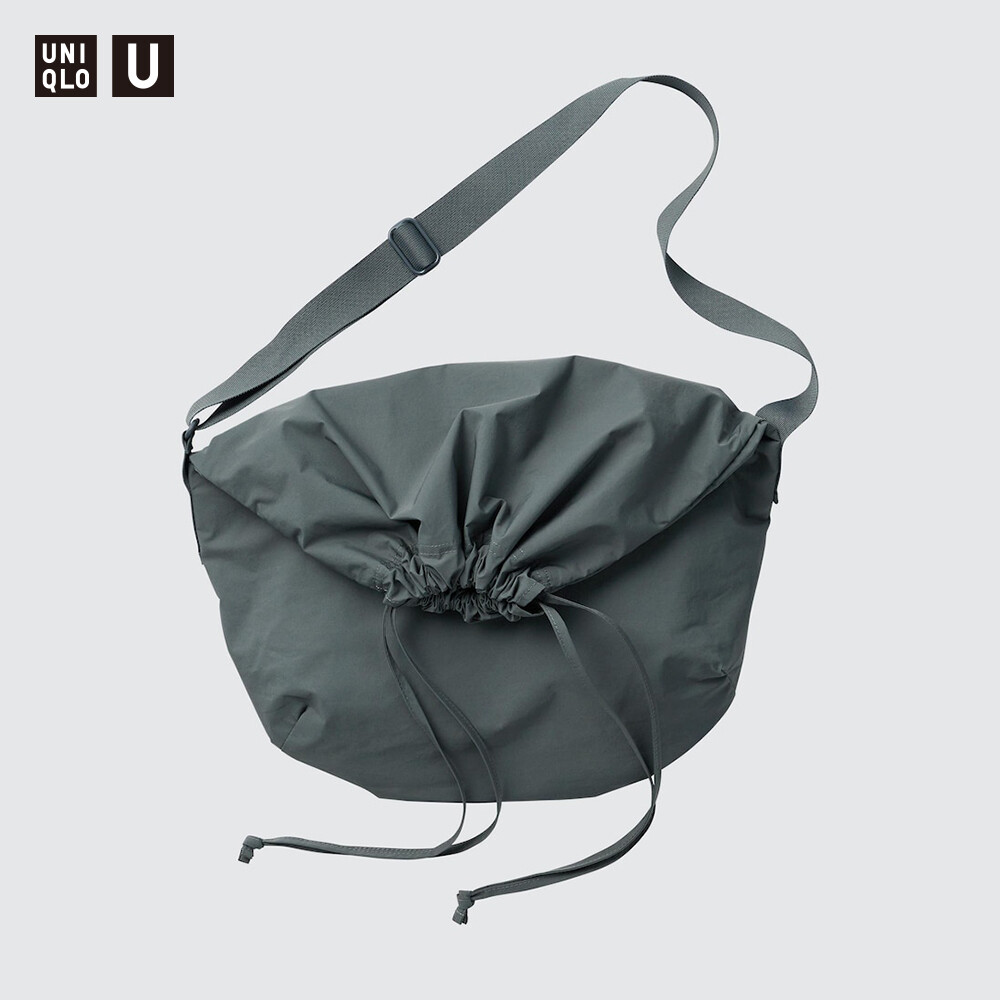 Модель сотрудничества Uniqlo Uniqlo U, мужская и женская сумка через плечо, сумка через плечо, сумка на шнурке, сумка для отдыха и путешествий
Модель сотрудничества Uniqlo Uniqlo U, мужская и женская сумка через плечо, сумка через плечо, сумка на шнурке, сумка для отдыха и путешествий