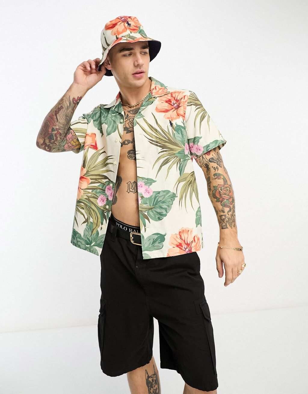 Эксклюзивная рубашка с воротником-стойкой Polo Ralph Lauren x ASOS и цветочным принтом с логотипом
Эксклюзивная рубашка с воротником-стойкой Polo Ralph Lauren x ASOS и цветочным принтом с логотипом
