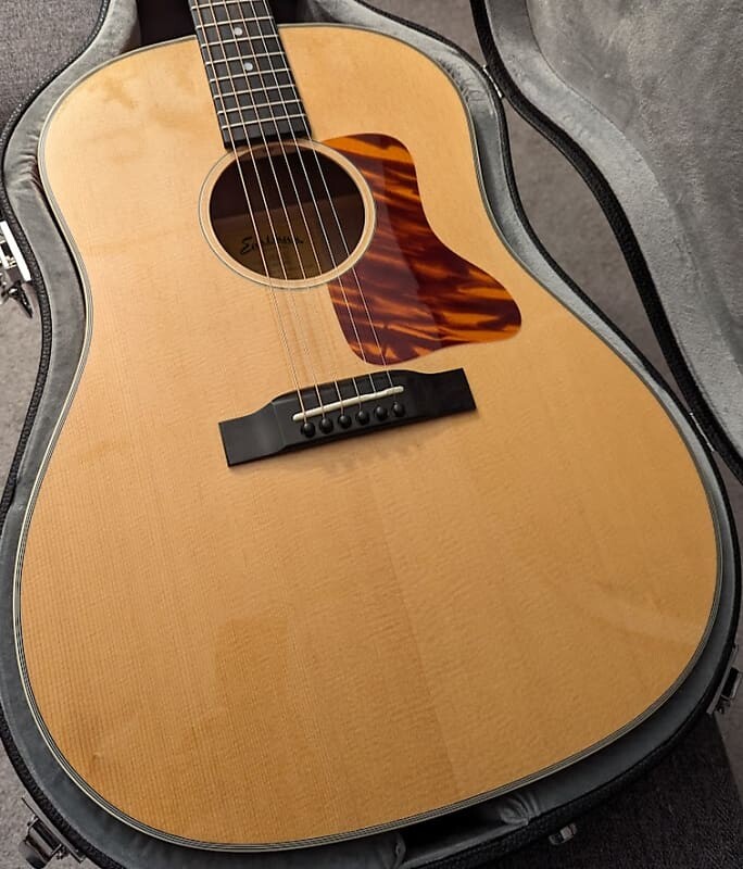 Акустическая гитара Eastman E6SS-TC Acoustic package, w/case, setup, & shipping
Акустическая гитара Eastman E6SS-TC Acoustic package, w/case, setup, & shipping
