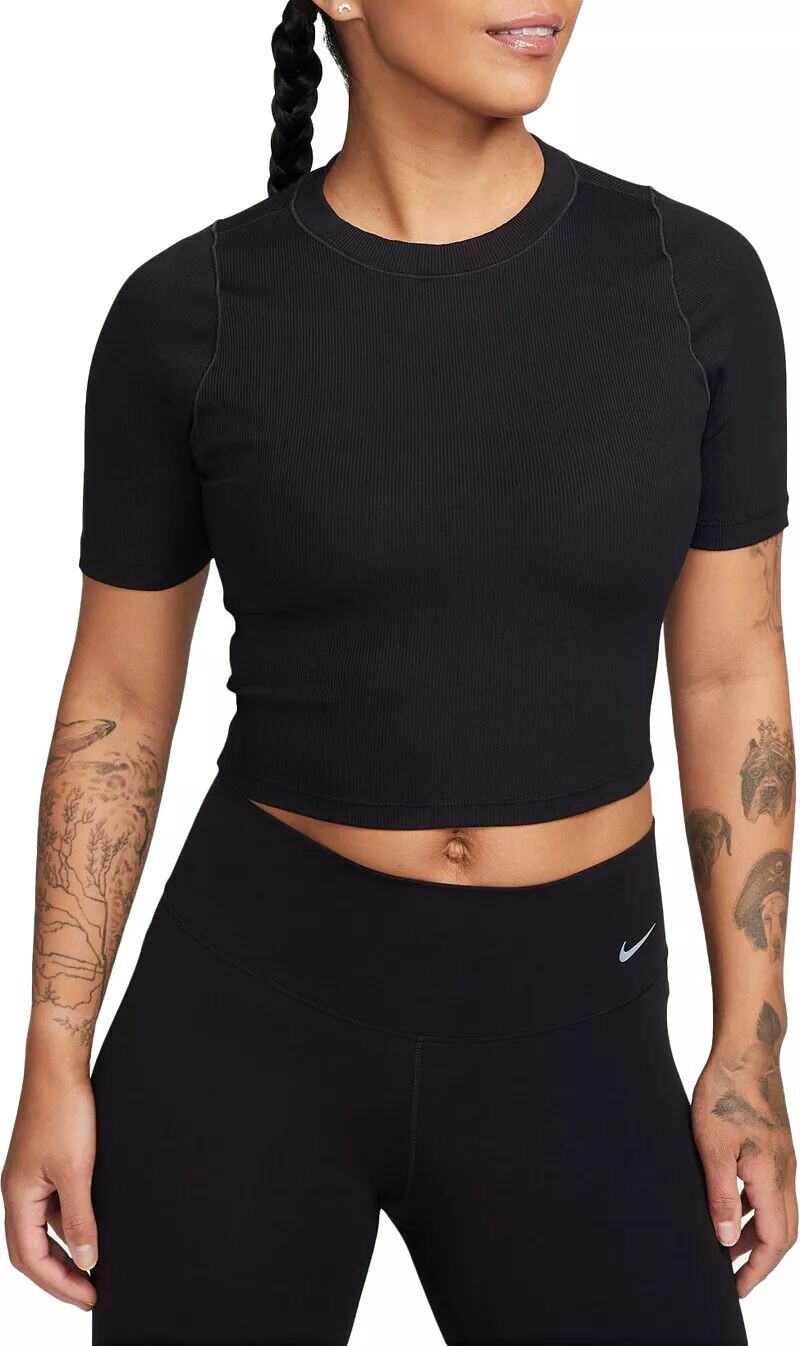 Женский укороченный топ с короткими рукавами Nike Zenvy Rib Dri-FIT, черный
Женский укороченный топ с короткими рукавами Nike Zenvy Rib Dri-FIT, черный