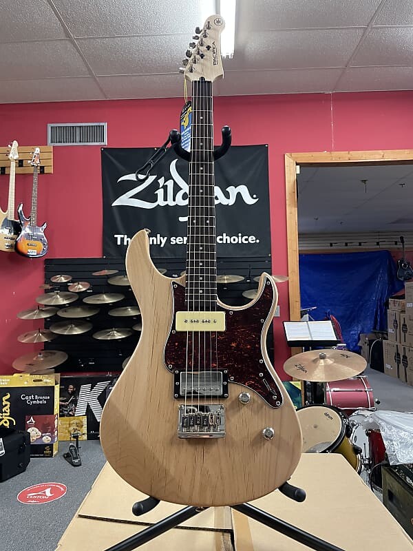 Электрогитара Yamaha 311H Pacifica with Rosewood Fretboard 2010 - Present - Yellow Natural Satin
Электрогитара Yamaha 311H Pacifica with Rosewood Fretboard 2010 - Present - Yellow Natural Satin