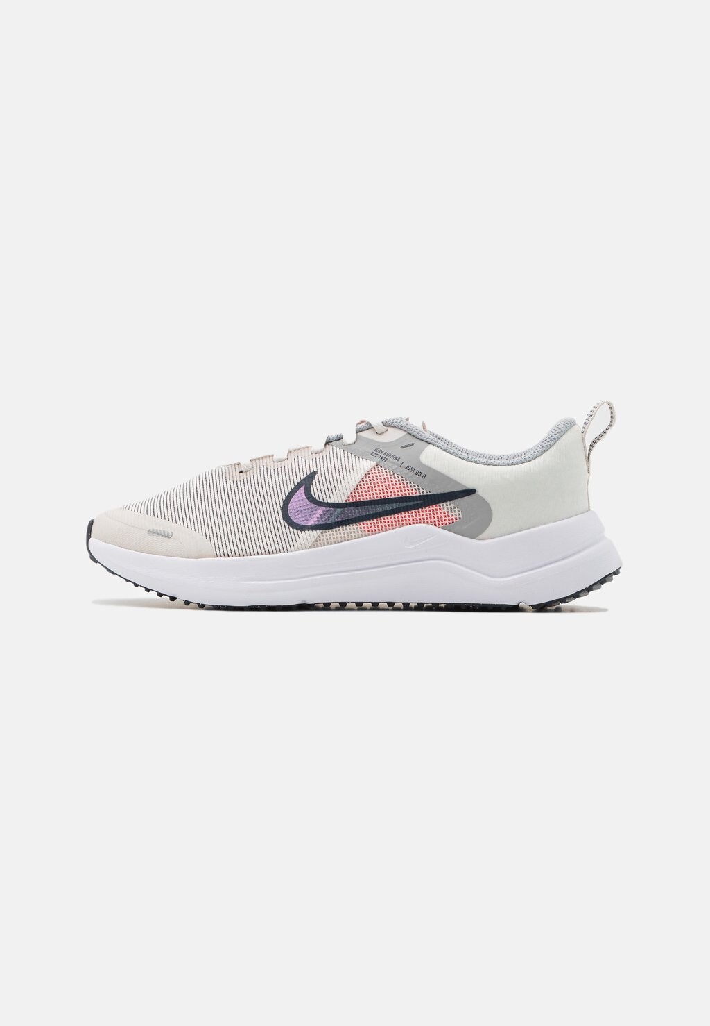 Кроссовки нейтральные DOWNSHIFTER 12 NN GS Nike, цвет phantom/dark obsidian/bright crimson/white
Кроссовки нейтральные DOWNSHIFTER 12 NN GS Nike, цвет phantom/dark obsidian/bright crimson/white