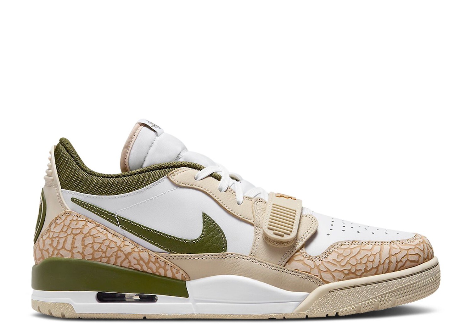 Кроссовки Air Jordan Paris Saint-Germain X Jordan Legacy 312 Low 'Fourth Kit', белый
Кроссовки Air Jordan Paris Saint-Germain X Jordan Legacy 312 Low 'Fourth Kit', белый