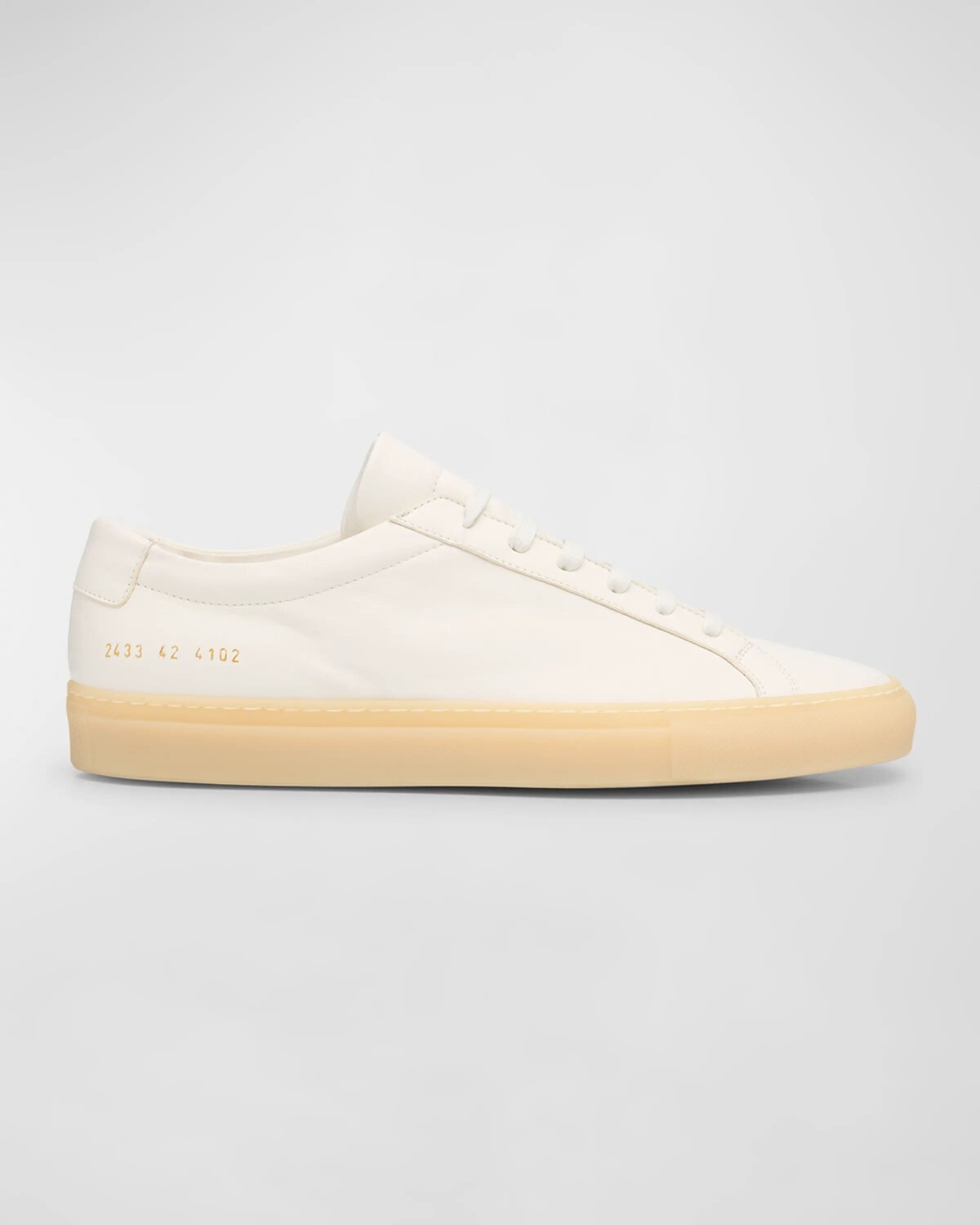 Мужские кожаные низкие кеды Achilles Gumsole Common Projects, цвет Off White 4102
Мужские кожаные низкие кеды Achilles Gumsole Common Projects, цвет Off White 4102
