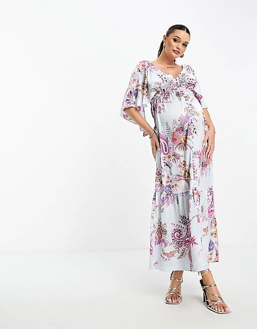 Атласное платье макси с v-образным вырезом и многоярусным подолом ASOS DESIGN Maternity с развевающимися рукавами и принтом пейсли
Атласное платье макси с v-образным вырезом и многоярусным подолом ASOS DESIGN Maternity с развевающимися рукавами и принтом пейсли