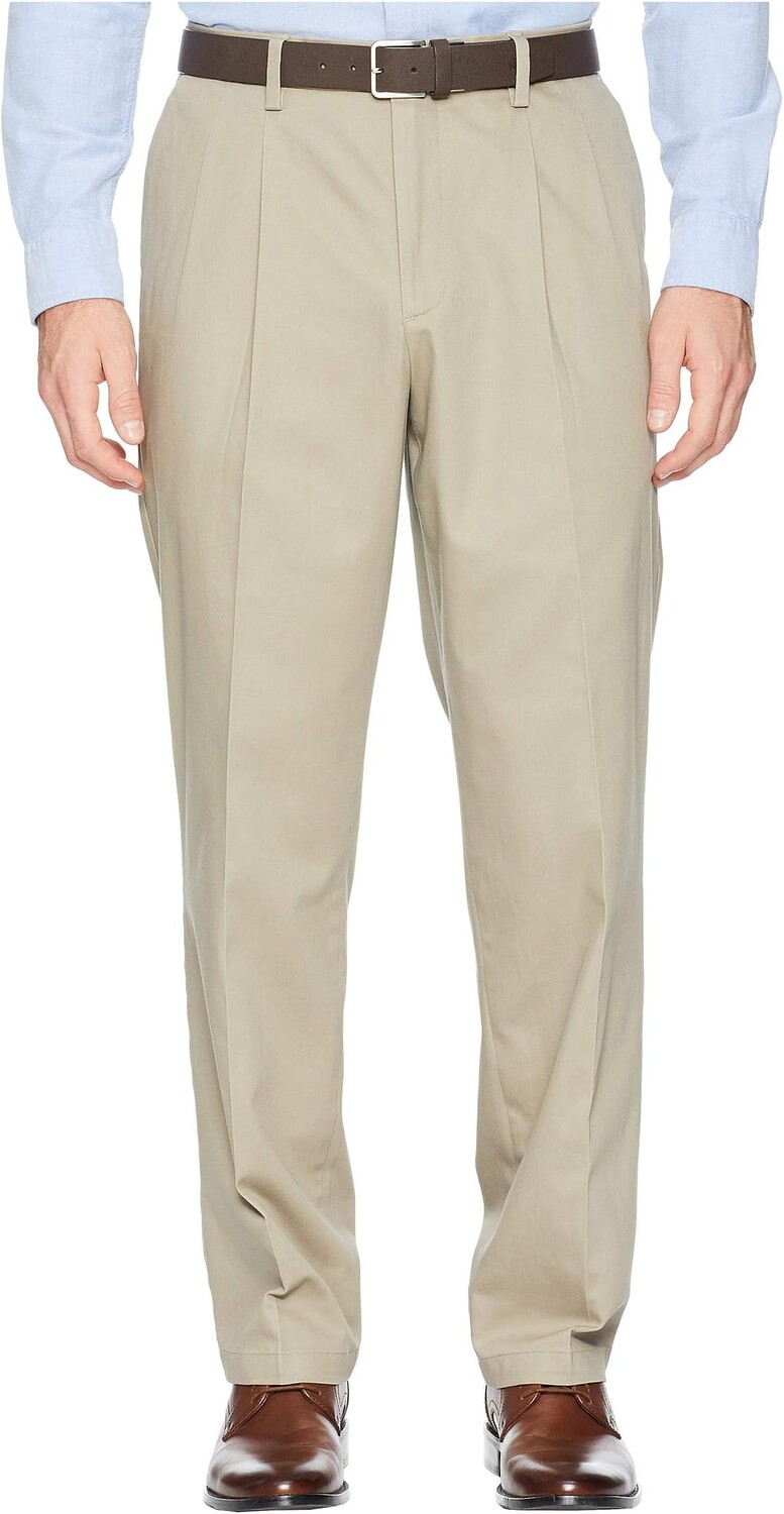 Брюки из хлопка Classic Fit цвета хаки Lux D3 - Плиссированные Dockers, цвет Timber Wolf
Брюки из хлопка Classic Fit цвета хаки Lux D3 - Плиссированные Dockers, цвет Timber Wolf