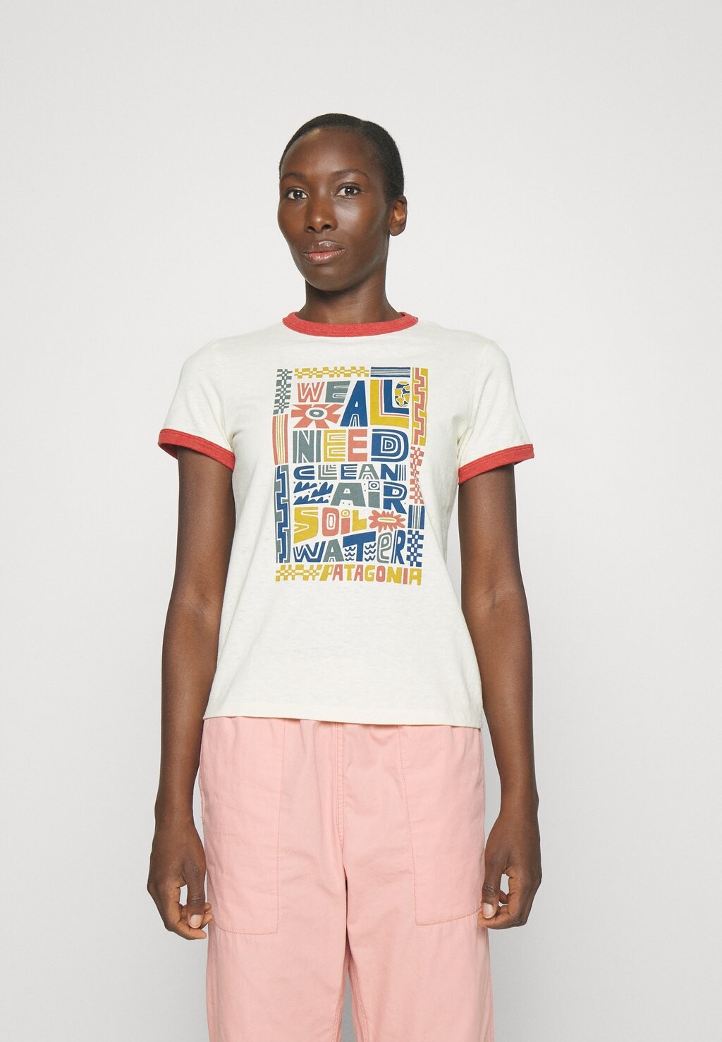 Футболка с принтом We All Need Ringer Responsible Tee Patagonia, цвет birch white
Футболка с принтом We All Need Ringer Responsible Tee Patagonia, цвет birch white