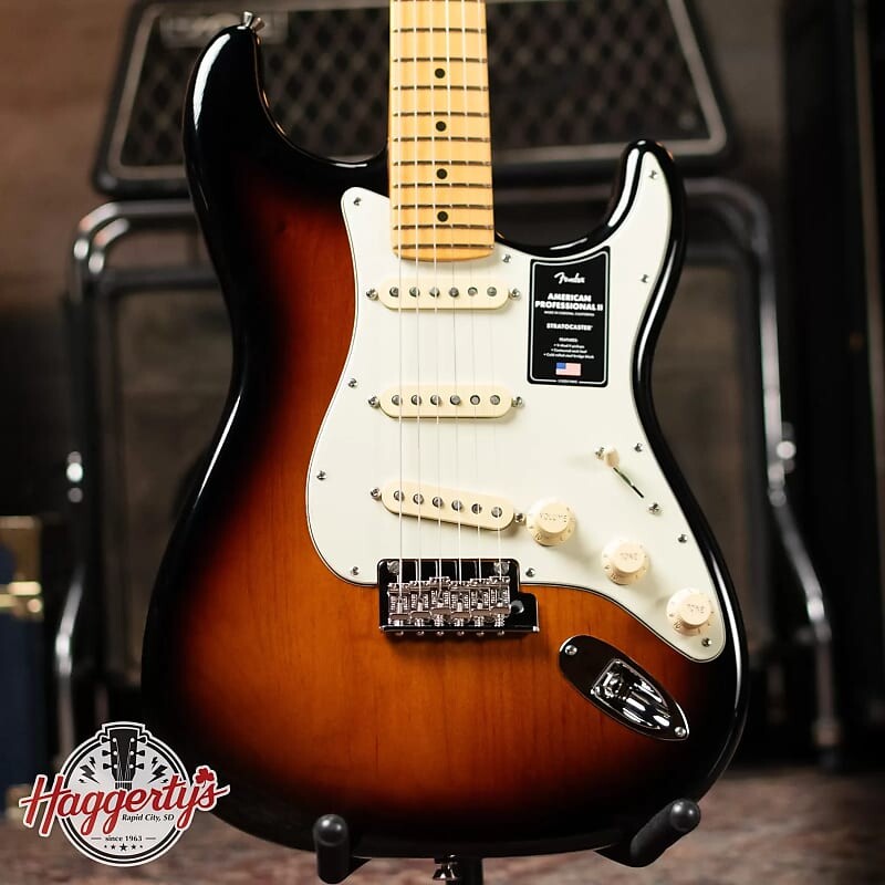Электрогитара Fender American Professional II Stratocaster - 2-Color Sunburst with Deluxe Molded Hardshell Case
Электрогитара Fender American Professional II Stratocaster - 2-Color Sunburst with Deluxe Molded Hardshell Case