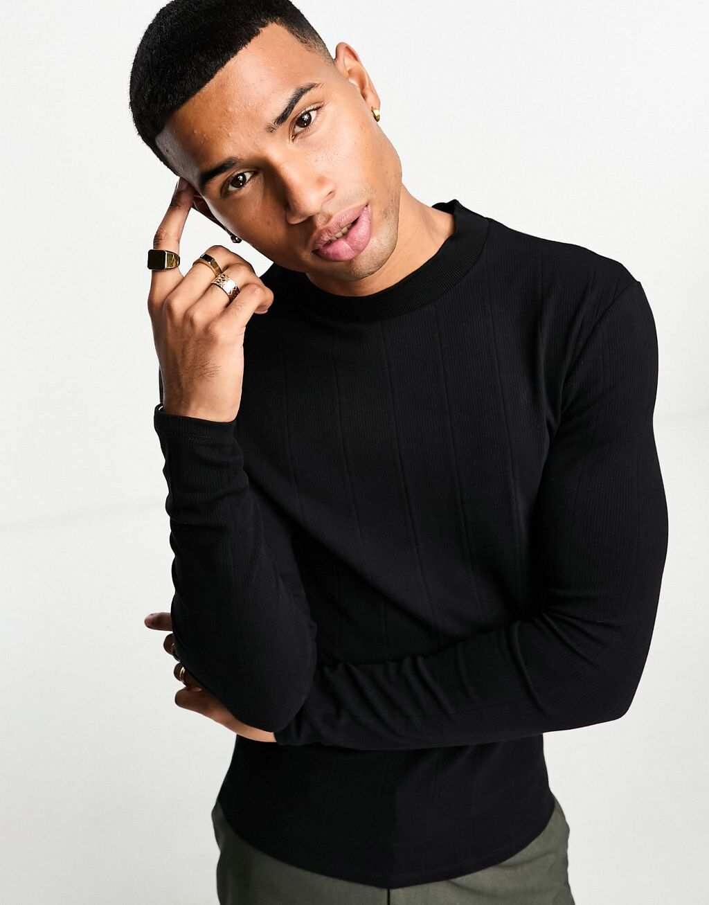 Черная футболка в рубчик с длинными рукавами и высоким воротником ASOS DESIGN, Черный
Черная футболка в рубчик с длинными рукавами и высоким воротником ASOS DESIGN, Черный