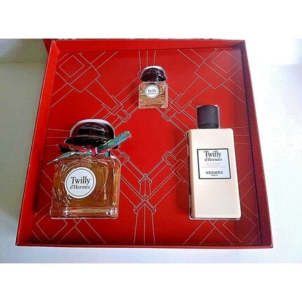 Hermes Twilly d'Hermes Eau de Parfum, подарочный набор из 3 предметов, новый Hermès
Hermes Twilly d'Hermes Eau de Parfum, подарочный набор из 3 предметов, новый Hermès