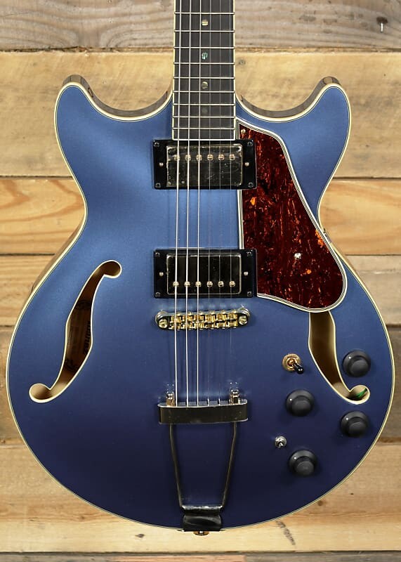 Электрогитара Ibanez Artcore Expressionist AMH90 Hollowbody Guitar Prussian Blue Metallic
Электрогитара Ibanez Artcore Expressionist AMH90 Hollowbody Guitar Prussian Blue Metallic