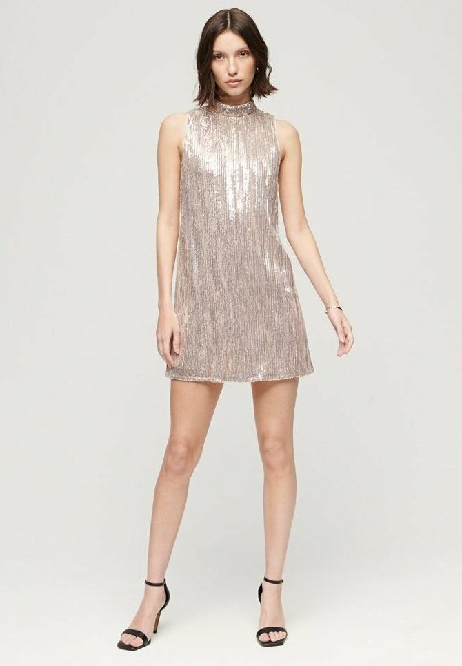 Элегантное платье SLEEVELESS SEQUIN A LINE MINI Superdry, жатая пайетка шампанского
Элегантное платье SLEEVELESS SEQUIN A LINE MINI Superdry, жатая пайетка шампанского