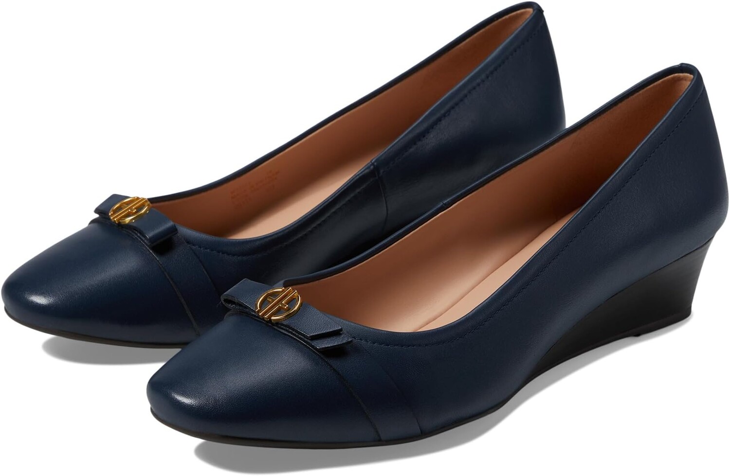 Туфли на танкетке Malta Wedge 40 mm Cole Haan, цвет Navy Blazer Leather/Dark Brown Stack
Туфли на танкетке Malta Wedge 40 mm Cole Haan, цвет Navy Blazer Leather/Dark Brown Stack