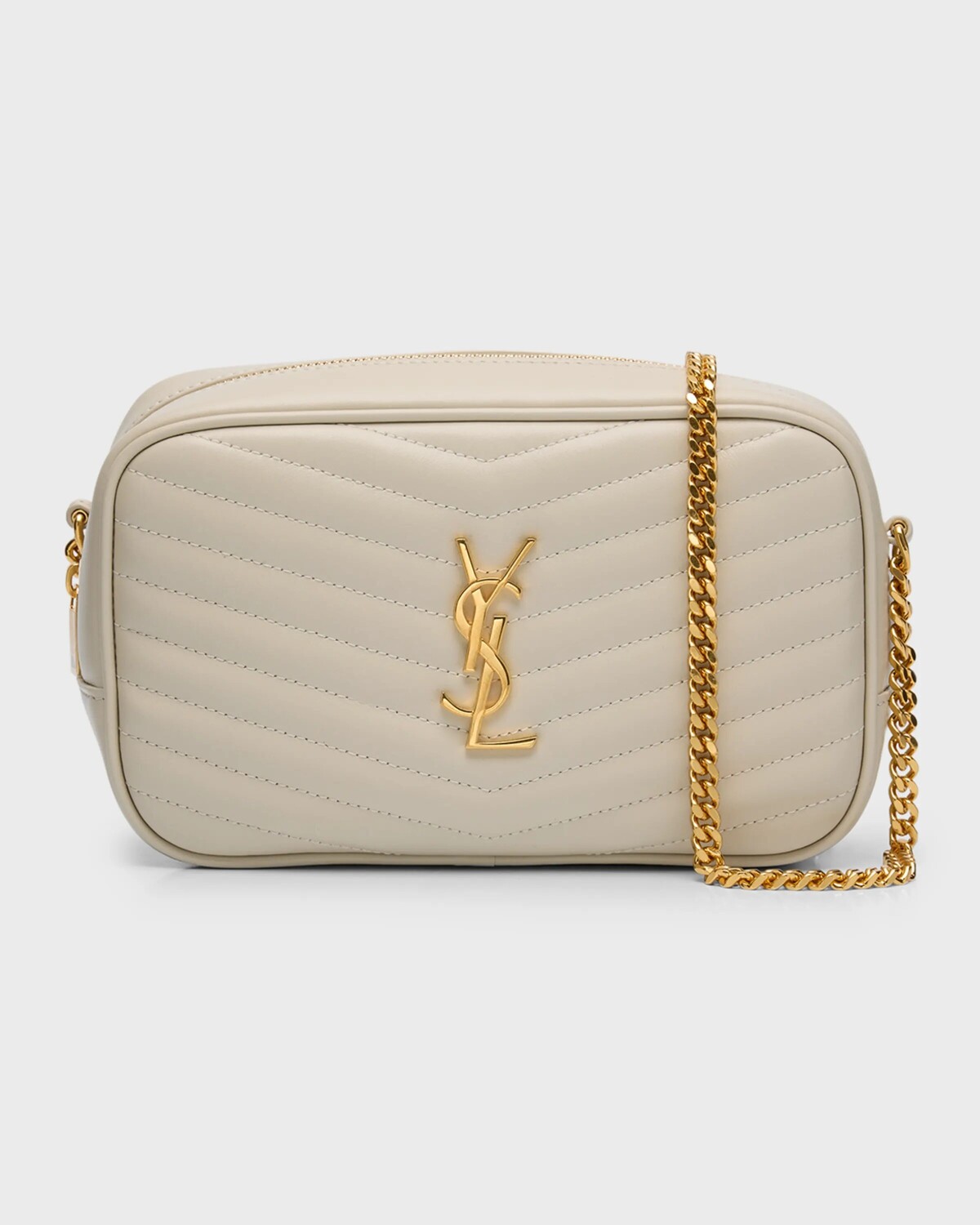 Сумка для фотокамеры Lou Mini YSL из гладкой стеганой кожи Saint Laurent, цвет Crema Soft
Сумка для фотокамеры Lou Mini YSL из гладкой стеганой кожи Saint Laurent, цвет Crema Soft