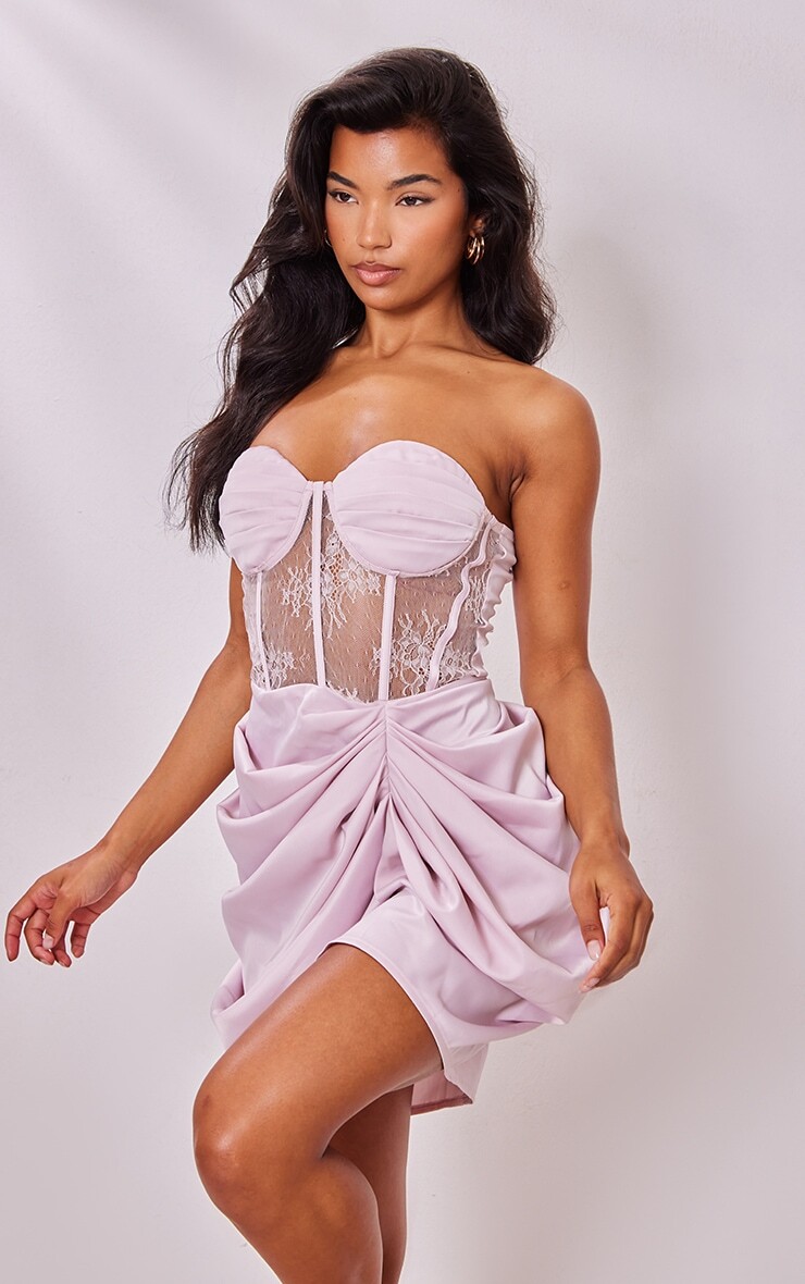PrettyLittleThing Сиреневое атласное облегающее платье с кружевным корсетом на косточках и драпировкой
PrettyLittleThing Сиреневое атласное облегающее платье с кружевным корсетом на косточках и драпировкой