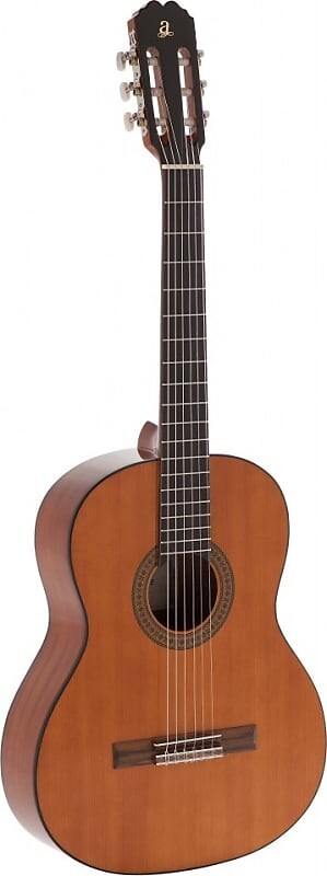 Акустическая гитара Admira Rosario classical guitar with Oregon pine top, Student series
Акустическая гитара Admira Rosario classical guitar with Oregon pine top, Student series