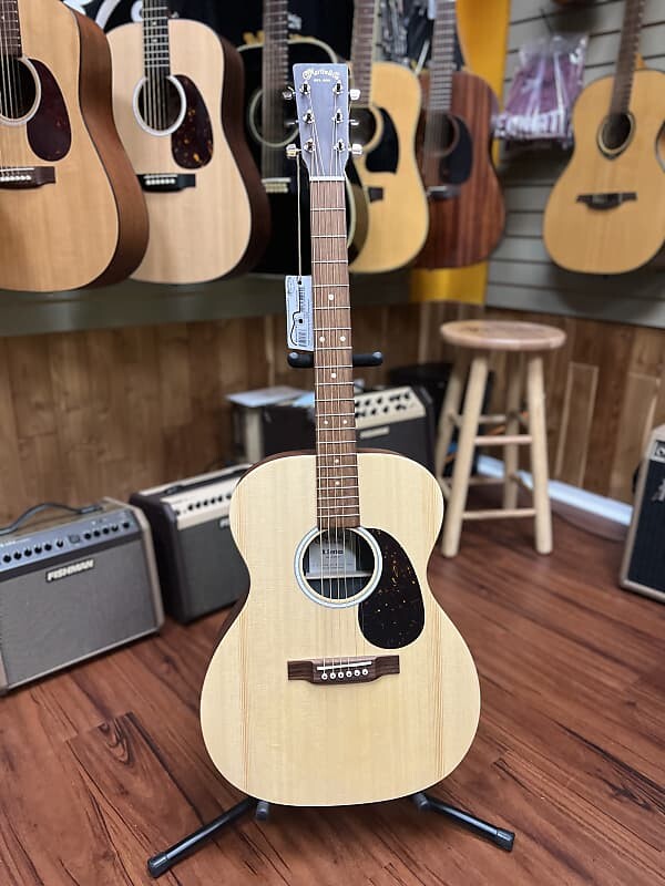 Акустическая гитара Martin X-Series 000-X2E Auditorium Acoustic Electric Guitar 2023 Natural w/ gig bag. New!
Акустическая гитара Martin X-Series 000-X2E Auditorium Acoustic Electric Guitar 2023 Natural w/ gig bag. New!