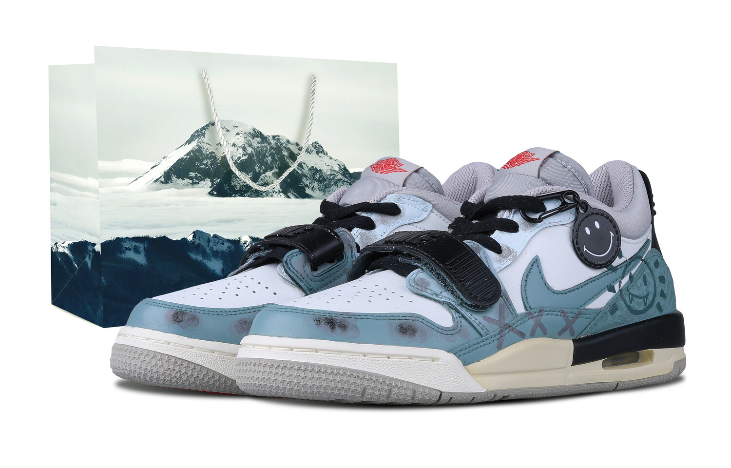 Кроссовки Jordan Legacy 312 Vintage Basketball Shoes Women's Low-top Gray, синий
Кроссовки Jordan Legacy 312 Vintage Basketball Shoes Women's Low-top Gray, синий