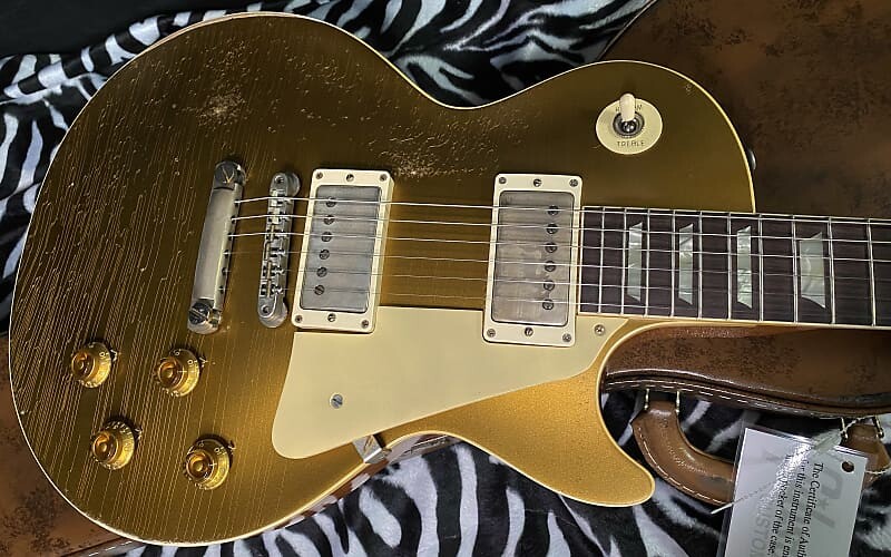 Электрогитара BRAND NEW! 2023 Gibson Custom Shop '57 Les Paul Gold Top Reissue Ultra Murphy Lab - Authorized Dealer - ONLY 8 lbs! - G01786
Электрогитара BRAND NEW! 2023 Gibson Custom Shop '57 Les Paul Gold Top Reissue Ultra Murphy Lab - Authorized Dealer - ONLY 8 lbs! - G01786
