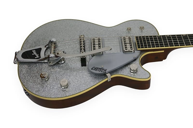 Электрогитара Gretsch G6129T-59 Vintage Select '59 Silver Jet Silver Sparkle #3
Электрогитара Gretsch G6129T-59 Vintage Select '59 Silver Jet Silver Sparkle #3