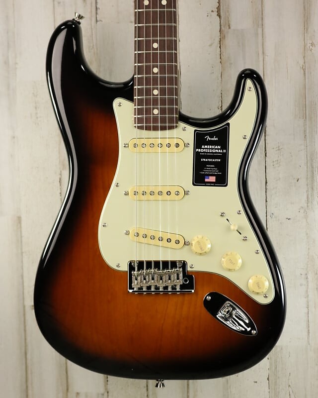 Электрогитара Fender American Professional II Stratocaster - Anniversary 2-Color Sunburst
Электрогитара Fender American Professional II Stratocaster - Anniversary 2-Color Sunburst