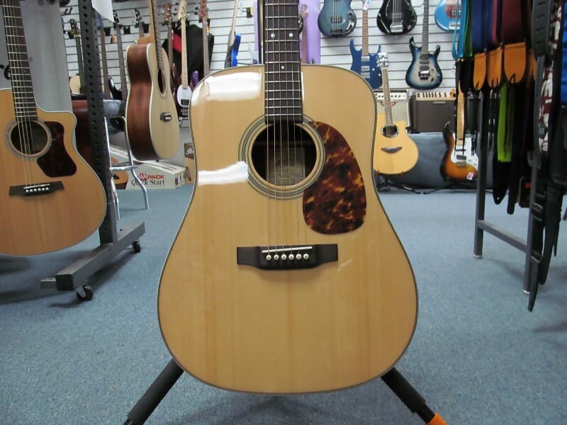Акустическая гитара Recording King RD-328 | All-Solid Dreadnaught Guitar w/ Aged Top. New with Full Warranty!
Акустическая гитара Recording King RD-328 | All-Solid Dreadnaught Guitar w/ Aged Top. New with Full Warranty!